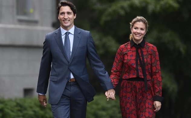 Vợ Thủ tướng Canada nhiễm Covid-19 sau khi từ London trở về