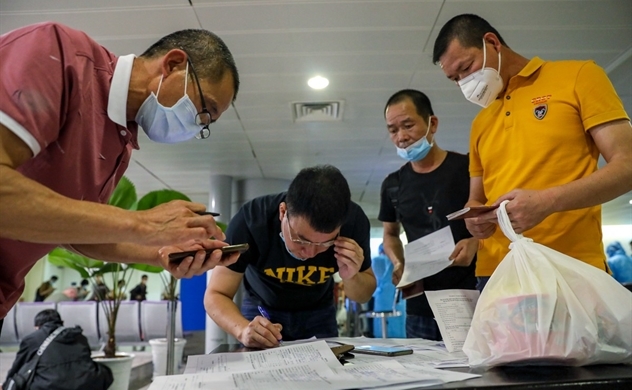 Nearly 7,000 Vietnamese return home to flee coronavirus pandemic