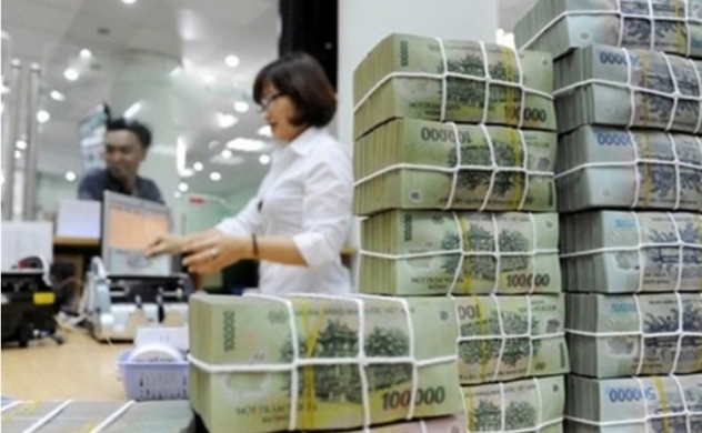 Vietnam reports $2bln State budget surplus in 1Q despite virus pressure