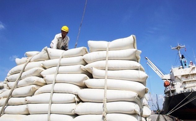 Vietnam’s trade ministry proposes to remove rice export quotas from May