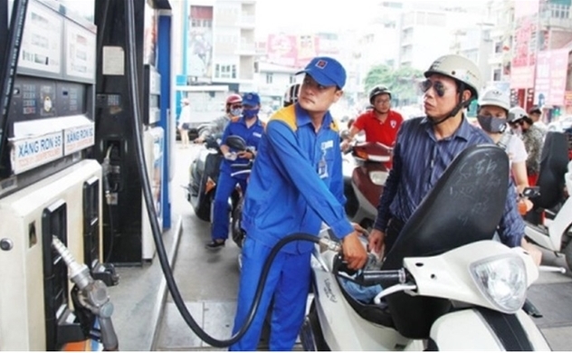 Vietnam hikes retail gasoline prices after eight adjusted-down times