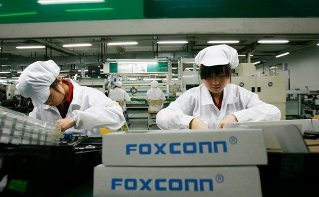 Foxconn says Vietnam is biggest manufacturing hub in Southeast Asia