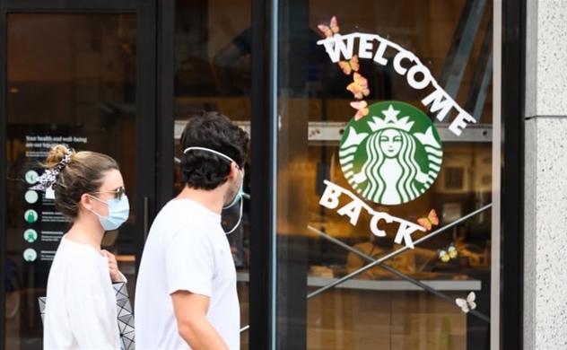 Starbucks dừng chạy quảng cáo trên các phương tiện truyền thông xã hội