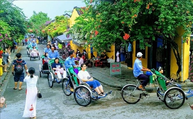 Foreign tourists to Vietnam drop 66.6 percent in eight-month period on pandemic