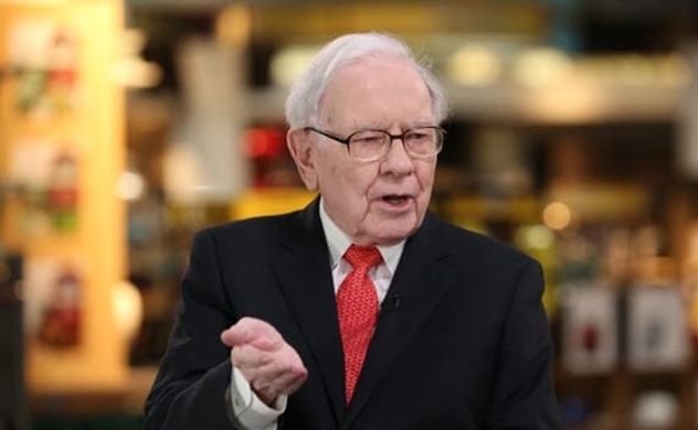 Warren Buffett tiết lộ một nhân vật ảnh hưởng nhiều đến ông