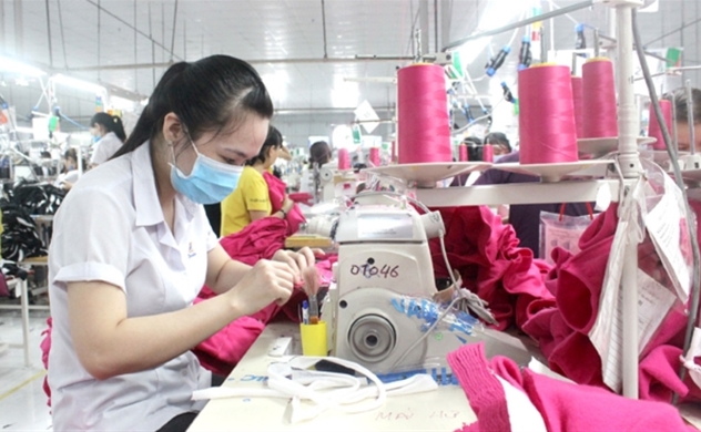 Foreign invested firms account for 70 percent of Vietnam's textile exports