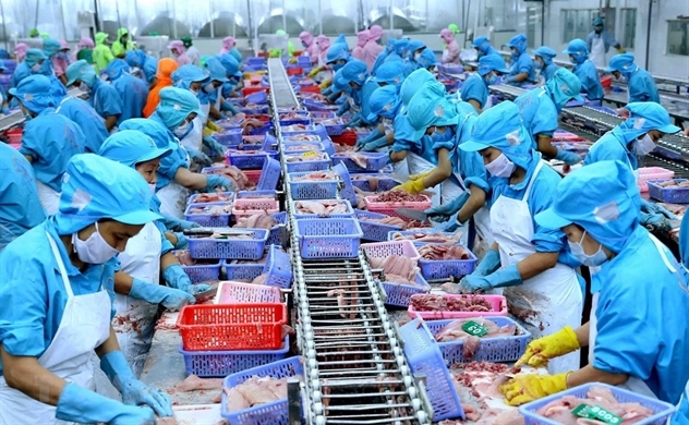 Vietnam sees 2020 export revenue to reach $300 billion