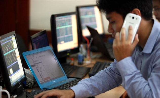Nguyên nhân khiến thị trường chứng khoán Việt Nam giảm mạnh