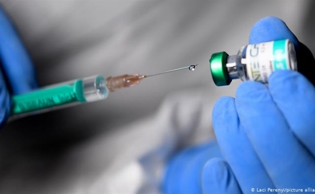 Mỹ ủng hộ đề xuất từ bỏ bằng sáng chế vaccine COVID-19