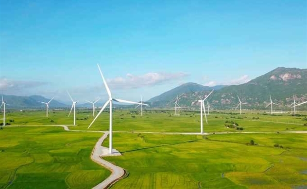 Vietnam to buy electricity from ASEAN's largest wind farm in Laos