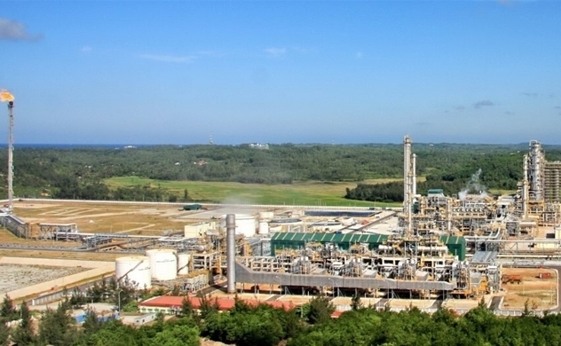 Refineries face closure due to plunging fuel demand