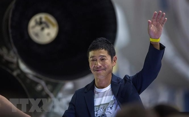'Jack Ma của Nhật Bản' nghỉ hưu sớm, đăng ký lên mặt trăng cùng Elon Musk