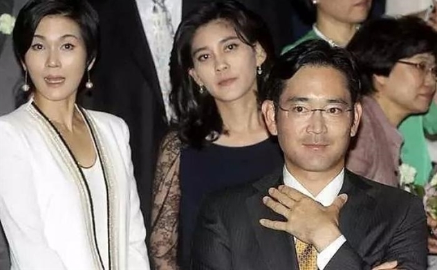 Gia đình Samsung thế chấp 13 tỉ USD cổ phiếu để trả thuế thừa kế