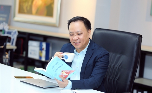 CEO Phan Minh Thông và tác phẩm “Vượt lên, những con đường kinh doanh”