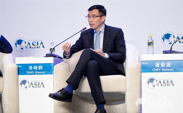 Giáo sư Trung Quốc thành tỉ phú nhờ lập hãng công nghệ và IPO