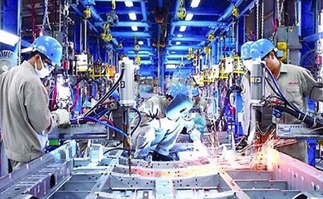 Vietnam’s industrial output projected to grow 7-8% in 2022