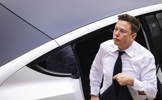 Tỉ phú Elon Musk, Jeff Bezos mất hàng chục tỉ USD vì chứng khoán, tiền số