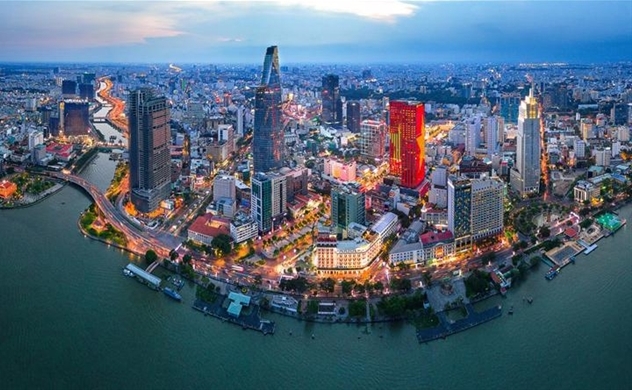 Vietnam economy sustains recovery of economic activities