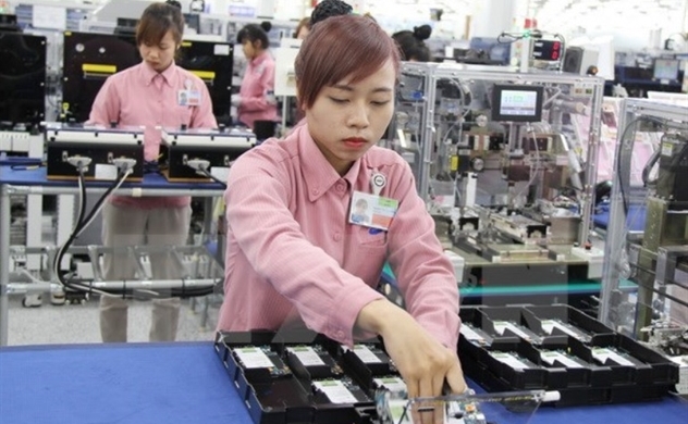 Vietnam spends $40bln importing computers, electronic components since early 2022