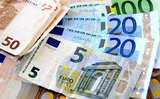 EC hạ dự báo tăng trưởng của khu vực đồng tiền chung châu Âu