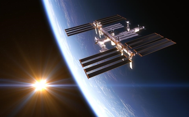 Nga tuyên bố rút khỏi Trạm vũ trụ Quốc tế và tự xây trạm riêng