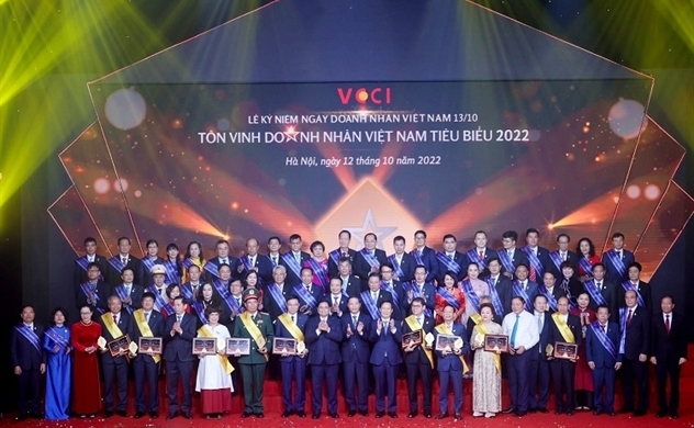 Tôn vinh Doanh nhân Việt Nam tiêu biểu năm 2022