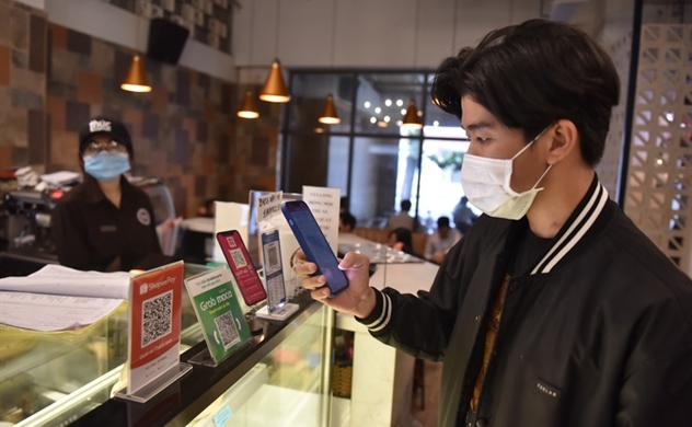 Vietnamese consumers keep over $140mn in e-wallets