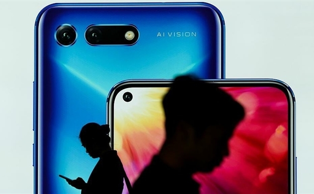 Global smartphone shipment slowdown could hurt Vietnam