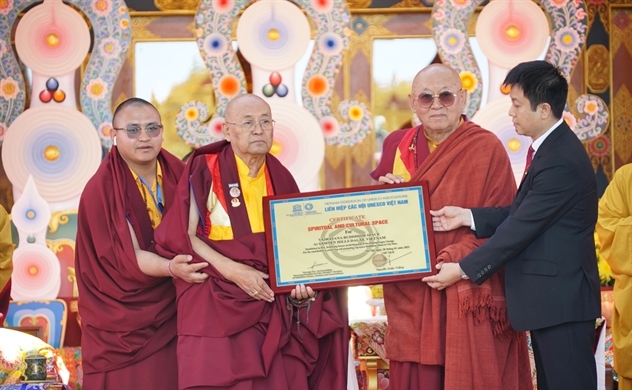 Đón nhận Không gian văn hóa Tâm Linh Phật giáo Kim Cương thừa tại Việt Nam