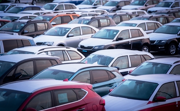 Người Việt mua hơn 1.200 ô tô mỗi ngày