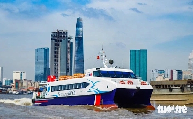 Ho Chi Minh City to boost waterway tourism, passenger transport development