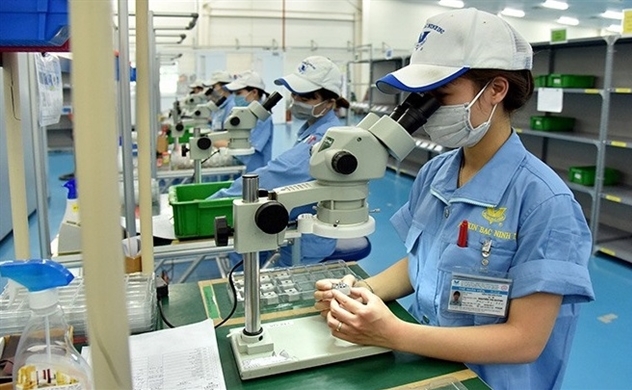 Vietnam lures over 16 billion USD in foreign investment in 7 months