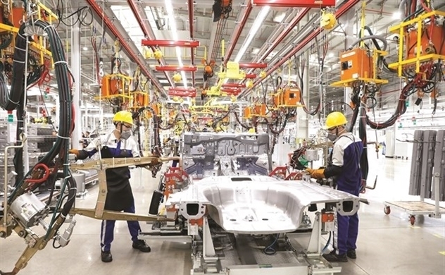 Vietnam’s auto industry needs deeper involvement in global supply: experts