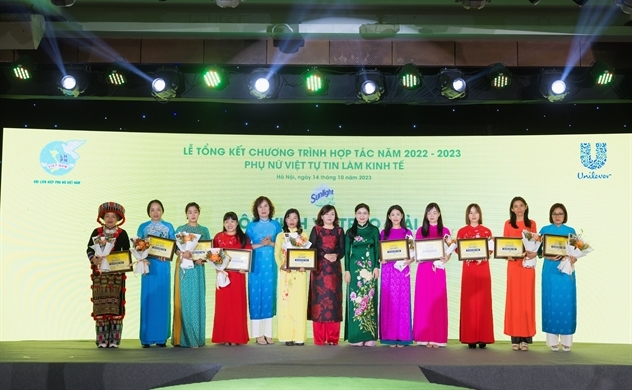 Unilever Sunlight và Hội LHPN Việt Nam mang chương trình “Phụ nữ Việt tự tin làm kinh tế” đến hàng trăm ngàn phụ nữ nông thôn