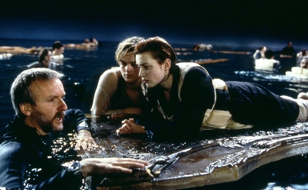 Một đạo cụ phim Titanic được bán với giá hơn 700.000 USD