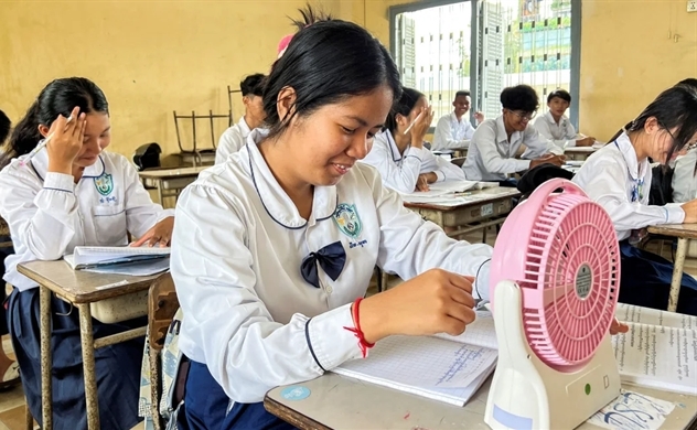 Nhiệt độ cao mỗi ngày ảnh hưởng đến việc học tập trên khắp Đông Nam Á