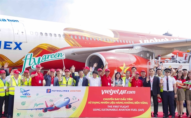 Vietjet khai thác chuyến bay đầu tiên tại Việt Nam sử dụng nhiên liệu hàng không bền vững