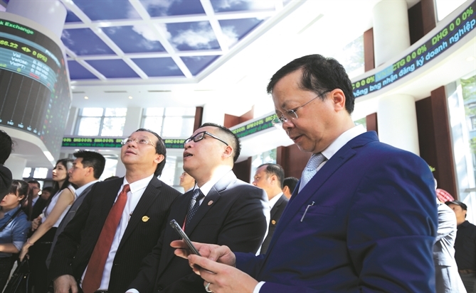Chân sóng IPO mới