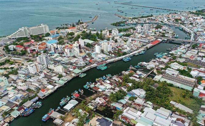 Phú Quốc và hành trình ngoạn mục từ huyện đảo hoang sơ thành đô thị loại I - điểm đến của APEC 2027