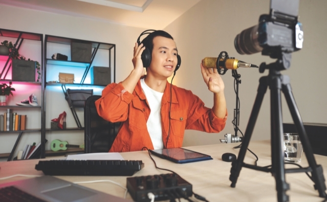 Siêu nhiên siêu lợi nhuận