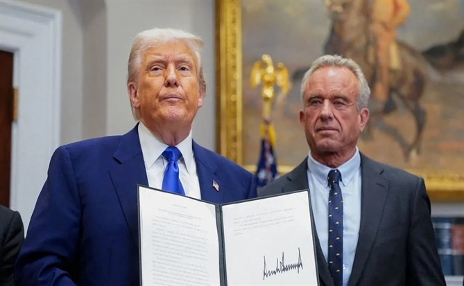 Chính sách giá thuốc của ông Trump gây lo ngại cho ngành dược