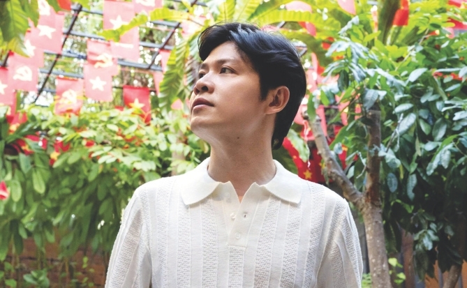 Nhạc sĩ Nguyễn Văn Chung: 