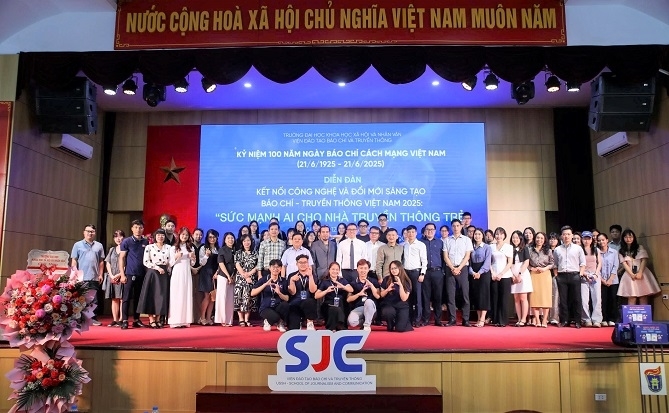 Sức mạnh AI: Bước ngoặt định hình tương lai báo chí Việt Nam