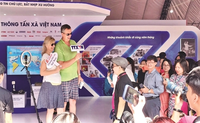 Báo chí & truyền thông khoa học: Người gác cổng tri thức