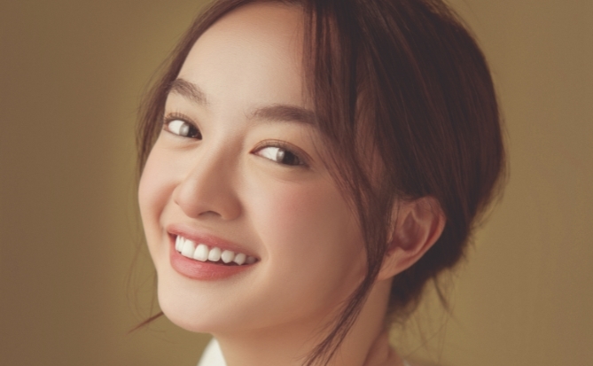 Chịu học như Kaity Nguyễn