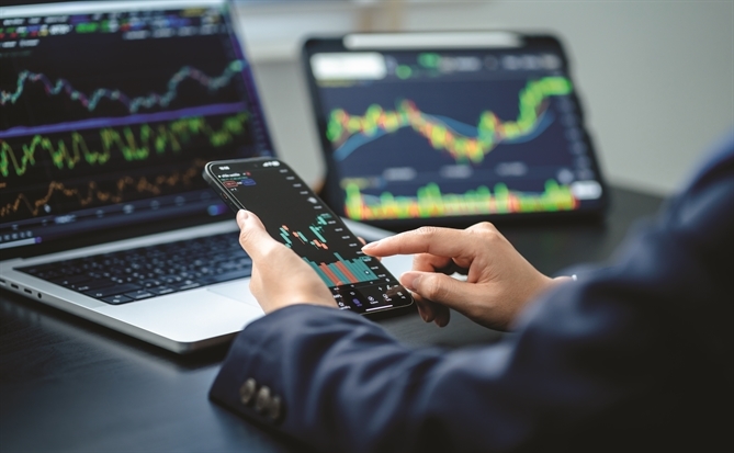 Đãi cát tìm vàng khi VN-Index vượt đỉnh