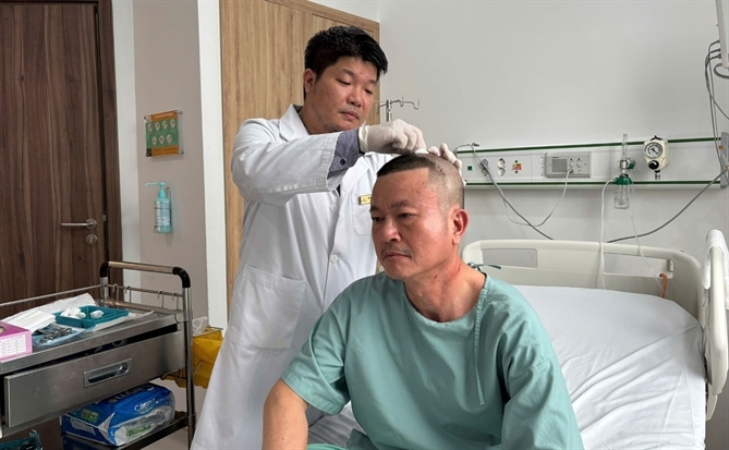 Du khách được mổ u não kịp thời ngay trong kỳ nghỉ tại Phú Quốc
