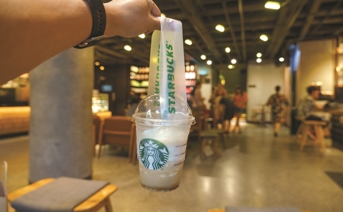 F&B Việt đang chọn người ở lại?