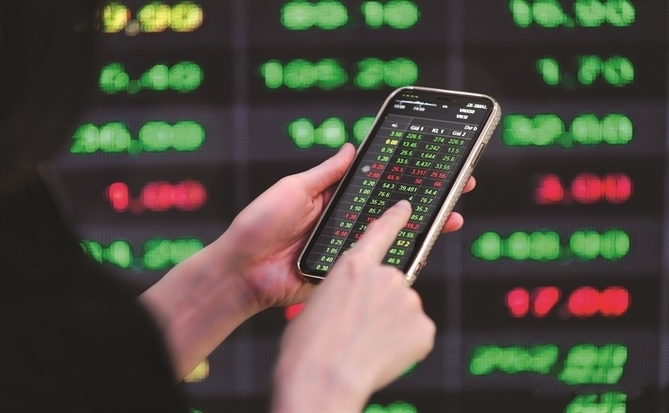 Nhịp rung lắc là cơ hội cho nhà đầu tư có tỉ trọng tiền mặt cao?