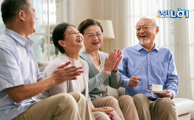 Người trung niên tiết kiệm kiểu mới: mỗi người một sổ, cùng thêm lãi, cùng giữ thói quen